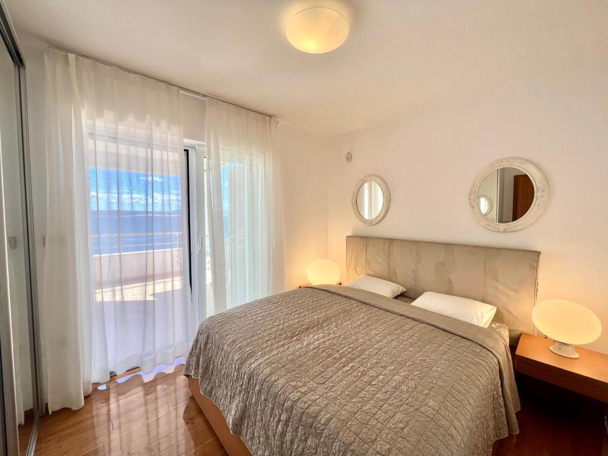 Apartment Golden View Dramalj Exterior photo