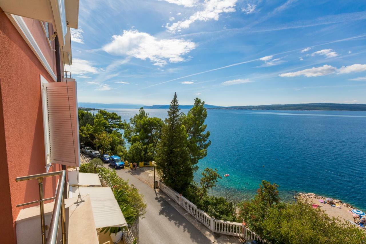 Apartment Golden View Dramalj Exterior photo